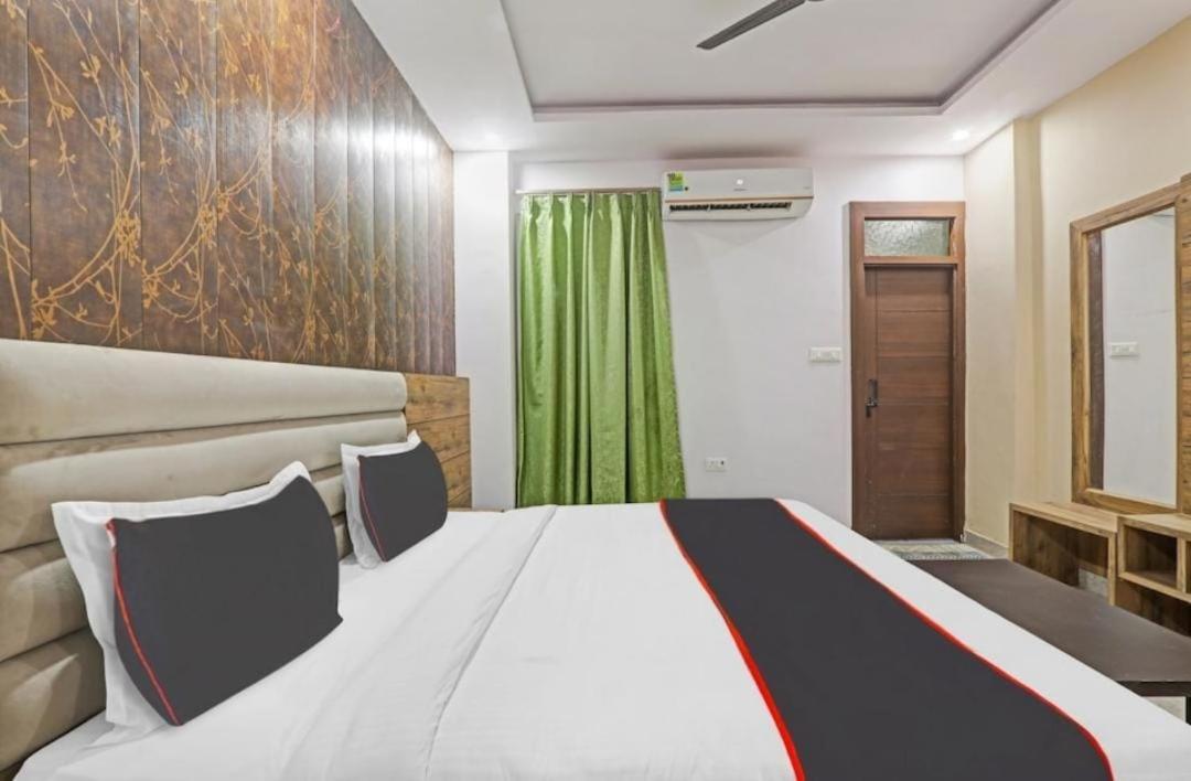 Icyhotels Hl Inn Chinhat ภายนอก รูปภาพ
